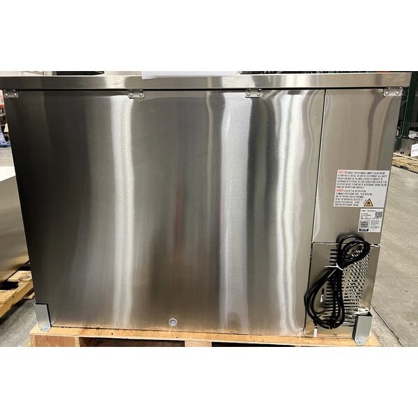 Scratch and Dent Avantco UDD-48-HC-S Four Tap Shallow Depth Kegerator Beer Dispenser - Stainless Steel, (2) 1/2 Keg Capacity