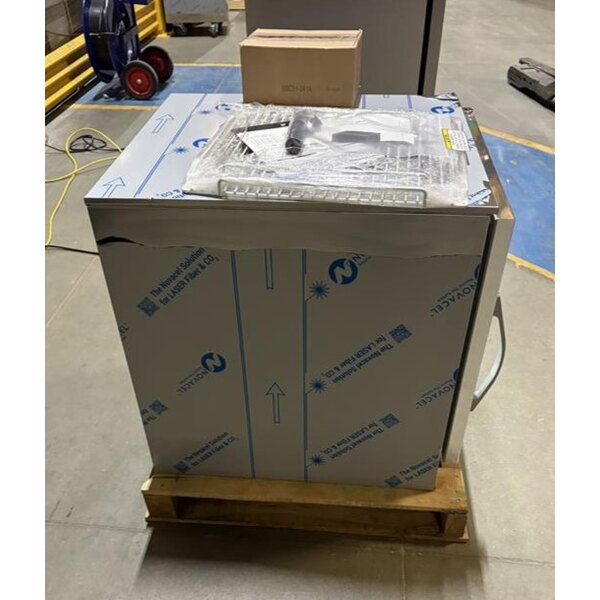 Scratch and Dent Beverage-Air UCR24AHC-25-23 24" Low Profile Glass Door Undercounter Refrigerator