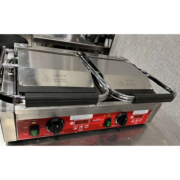 Scratch and Dent Avantco PG400T Commercial Dual Panini Sandwich Grill with Timer, Grooved Plates, and 19 5/8" x 9 1/8" Cooking Surface - 120V, 3500W