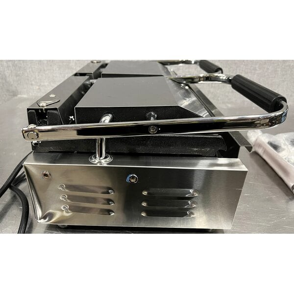 Scratch and Dent Avantco PG400T Commercial Dual Panini Sandwich Grill with Timer, Grooved Plates, and 19 5/8" x 9 1/8" Cooking Surface - 120V, 3500W