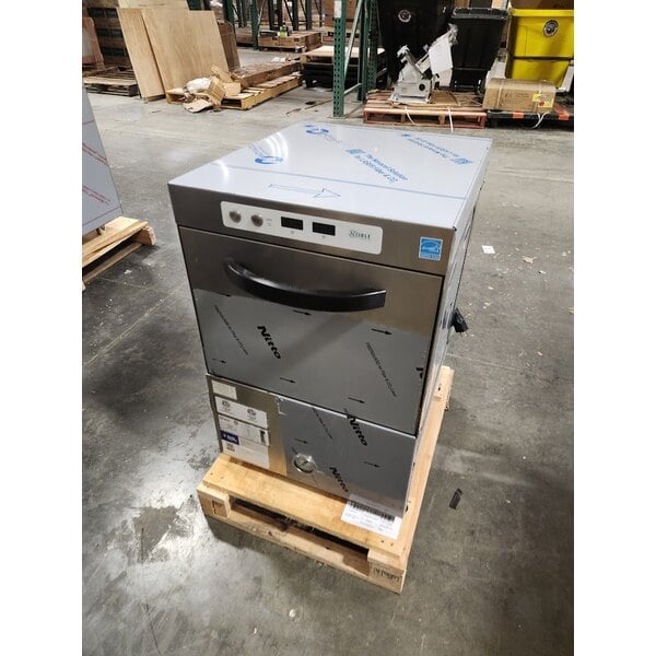 Scratch and Dent Noble Warewashing HTGW High-Temperature Underbar Glass Washer - 208V/240V, 1 Phase