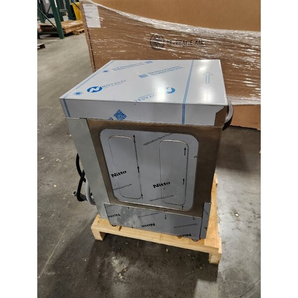 Scratch and Dent Noble Warewashing HTGW High-Temperature Underbar Glass Washer - 208V/240V, 1 Phase