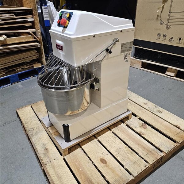Scratch and Dent Estella SM20 20 Qt. / 28 lb. Two-Speed Spiral Dough Mixer - 120V, 2 HP