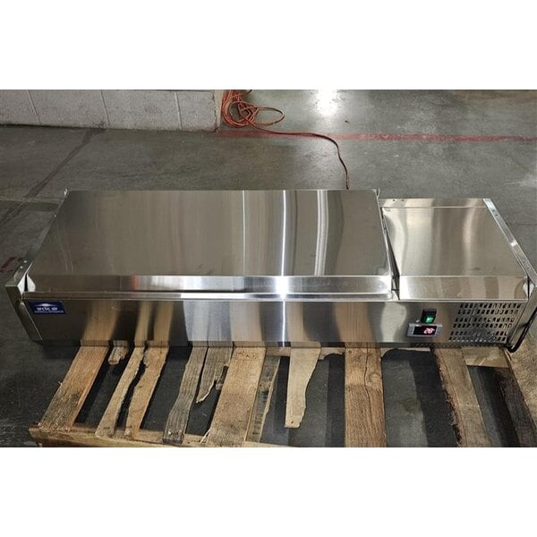 Scratch and Dent Arctic Air ACP48 48" Refrigerated Countertop Condiment Prep Station