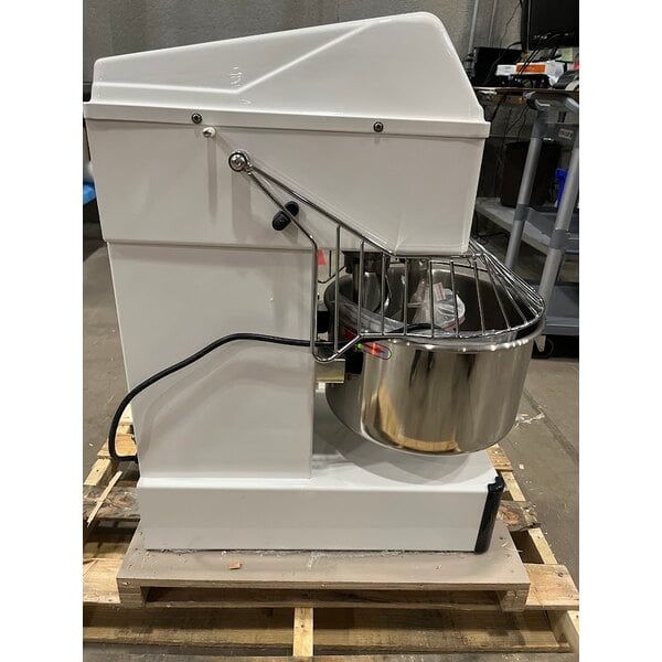 Scratch and Dent Estella SM20 20 Qt. / 28 lb. Two-Speed Spiral Dough Mixer - 120V, 2 HP
