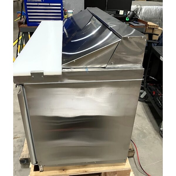 Scratch and Dent Avantco ZPT-71-FB-HC 71" 3 Door Front Breathing Cutting Top Refrigerated Sandwich Prep Table