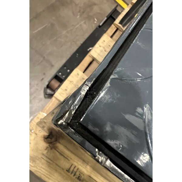 Scratch and Dent Watts WD-20 Grease Interceptor 40 lb. Grease Trap