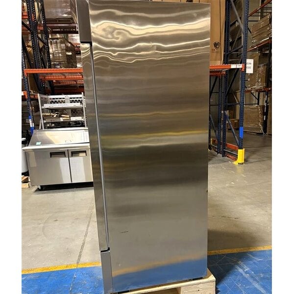 Scratch and Dent Avantco A-49F-HC 54" Solid Door Reach-In Freezer