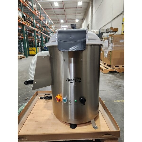 Scratch and Dent Avantco PPC22 22 lb. Countertop Potato Peeler - 120V, 1 hp