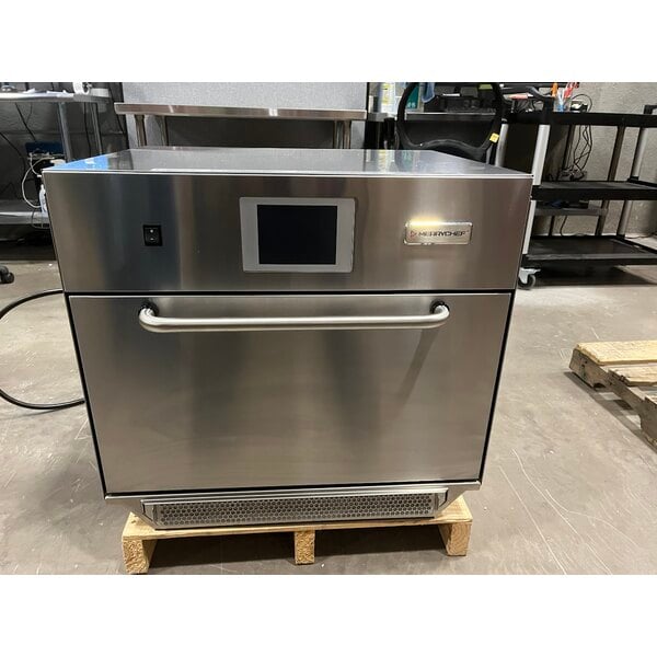 Scratch and Dent Merrychef eikon e5-1530 High-Speed Accelerated Cooking Countertop Oven