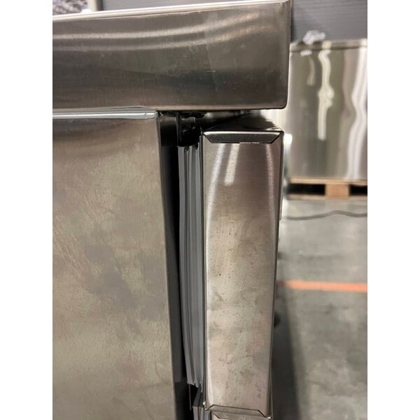 Scratch and Dent Avantco CBE-60-HC 60" 2 Drawer Refrigerated Chef Base