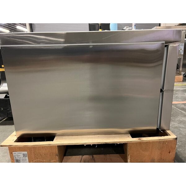 Scratch and Dent Avantco CBE-60-HC 60" 2 Drawer Refrigerated Chef Base