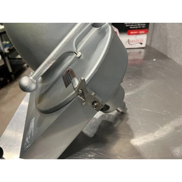 Scratch and Dent Shredder Attachment for Mixers with #22 Hubs