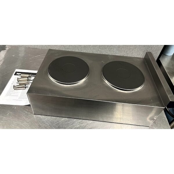 Scratch and Dent Vollrath 40739 Cayenne 2 Burner Counter Top Electric Hot Plate - 208/240V