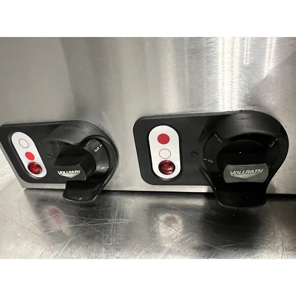 Scratch and Dent Vollrath 40739 Cayenne 2 Burner Counter Top Electric Hot Plate - 208/240V