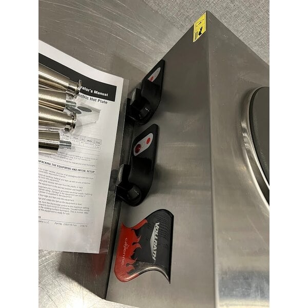 Scratch and Dent Vollrath 40739 Cayenne 2 Burner Counter Top Electric Hot Plate - 208/240V