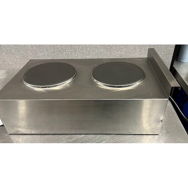Scratch and Dent Vollrath 40739 Cayenne 2 Burner Counter Top Electric Hot Plate - 208/240V
