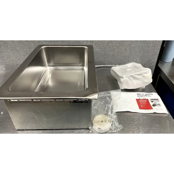 Scratch and Dent Avantco TM-12A Top Mount Drop-In Full Size Hot Food Well with Round Inside Corners and Drain - 120V, 1,500W