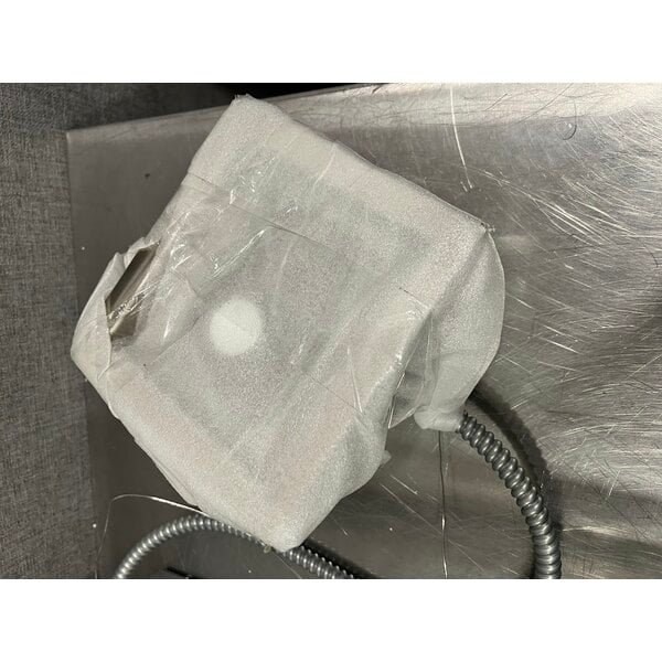 Scratch and Dent Avantco TM-12A Top Mount Drop-In Full Size Hot Food Well with Round Inside Corners and Drain - 120V, 1,500W