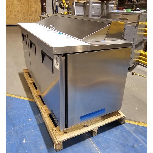 Scratch and Dent True TSSU-72-18-HC 72 3/8" 3 Door Refrigerated Sandwich Prep Table