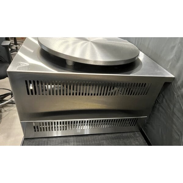 Scratch and Dent Carnival King GCM16LP 16" Liquid Propane Steel Crepe Maker- 22,000 BTU