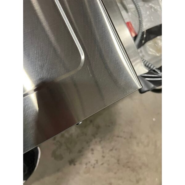 Scratch and Dent Solwave 1000W Stackable Commercial Microwave with Large 1.2 cu. ft. Interior and Push Button Controls - 120V