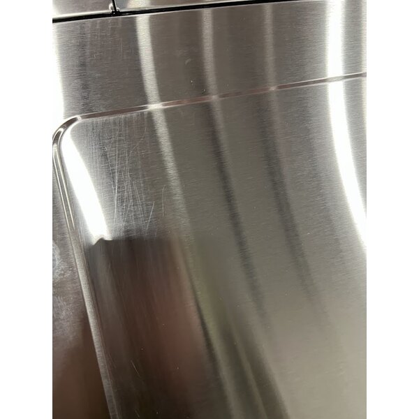 Scratch and Dent Solwave 1000W Stackable Commercial Microwave with Large 1.2 cu. ft. Interior and Push Button Controls - 120V