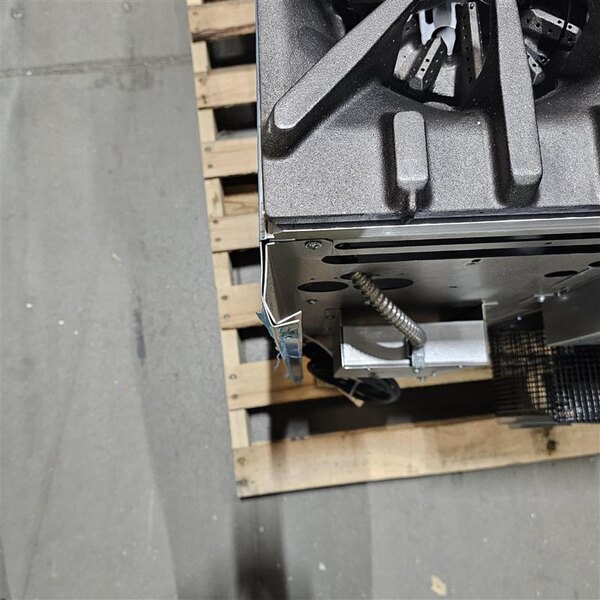 Scratch and Dent Garland G36-6C Natural Gas 6 Burner 36" Range with Convection Oven - 236,000 BTU