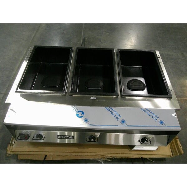 Scratch and Dent Vollrath 38103 ServeWell® Electric Three Pan Sealed Well Hot Food Table - 120V