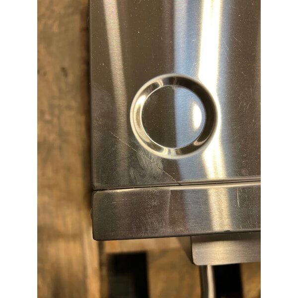 Scratch and Dent Avantco DPO-18-S Single Deck Countertop Pizza/Bakery Oven - 1700W, 120V