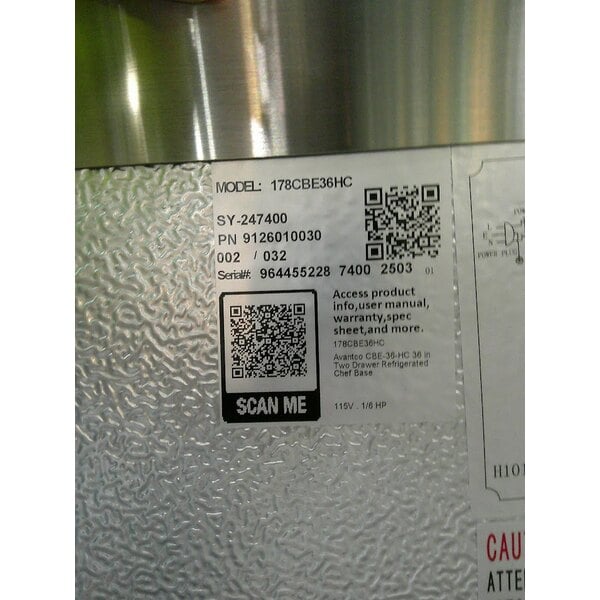 Scratch and Dent Avantco CBE-36-HC 36" 2 Drawer Refrigerated Chef Base