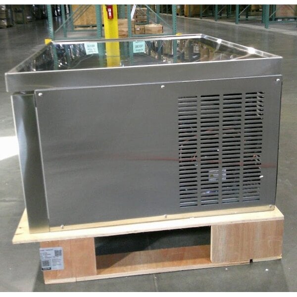 Scratch and Dent Avantco CBE-36-HC 36" 2 Drawer Refrigerated Chef Base