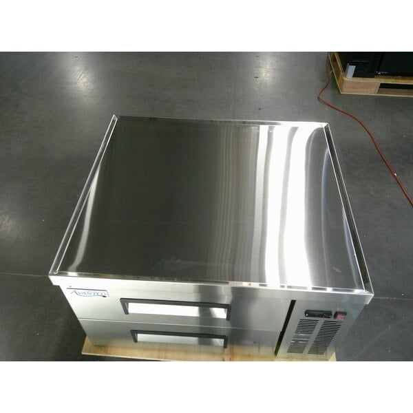 Scratch and Dent Avantco CBE-36-HC 36" 2 Drawer Refrigerated Chef Base