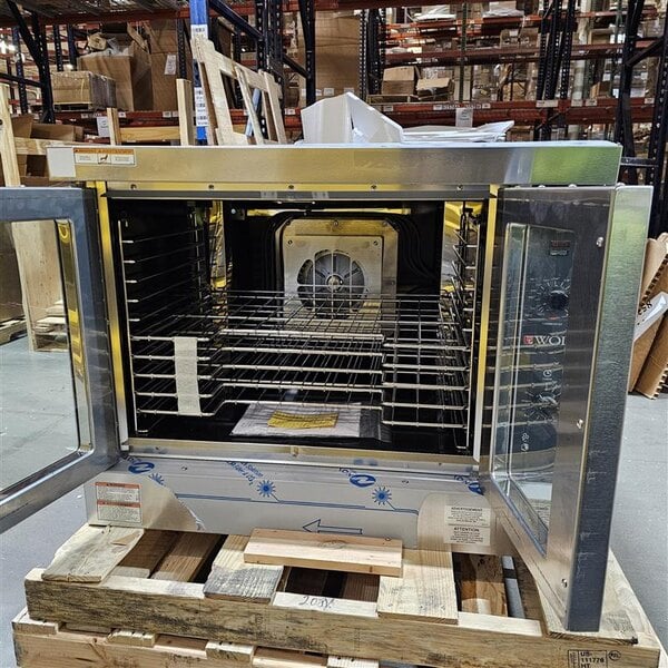 Scratch and Dent Wolf by Vulcan WC4ED 208/3 Single Deck Full Size Electric Convection Oven - 208V, 3 Phase, 12.5 kW