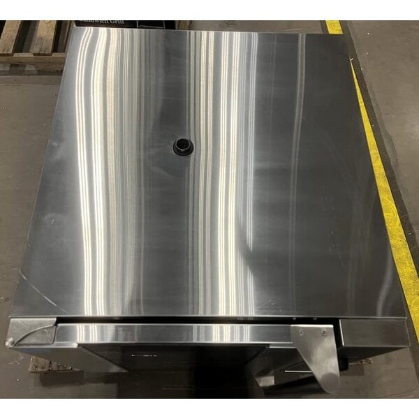 Scratch and Dent Moffat E32D5-2T Turbofan Single Deck Full Size Electric Digital Convection Oven with Steam Injection - 220-240V, 1 Phase, 6.5 kW