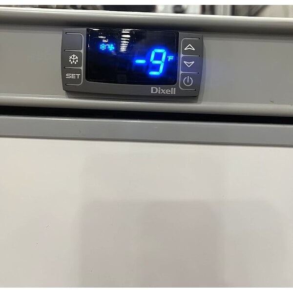 Scratch and Dent Arctic Air AWF25 White Single Door Reach In Freezer - 25 cu. ft.