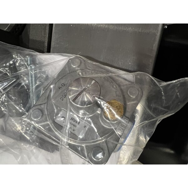 Scratch and Dent Vulcan 24S-4BN Endurance Natural Gas 4 Burner 24" Range with Standard Oven Base - 143,000 BTU