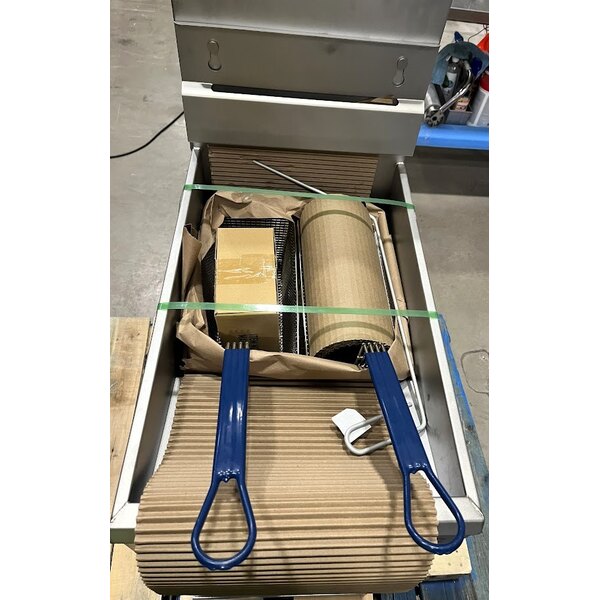 Scratch and Dent Pitco® 40D Liquid Propane 40-45 lb. Stainless Steel Floor Fryer