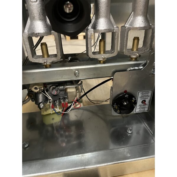 Scratch and Dent Pitco® 40D Liquid Propane 40-45 lb. Stainless Steel Floor Fryer