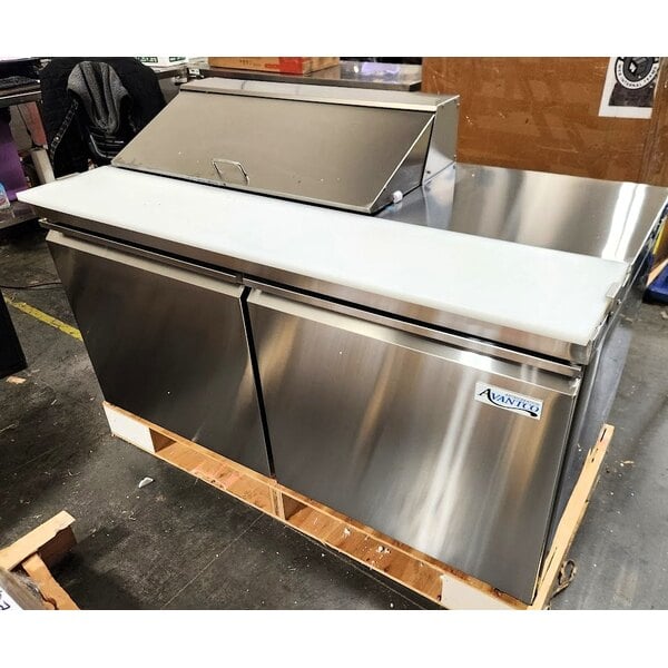 Scratch and Dent Avantco SS-PT-60-10-HC 60" 2 Door Stainless Steel Refrigerated Sandwich Prep Table with Workstation