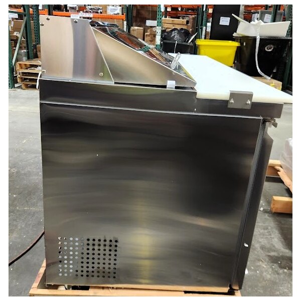 Scratch and Dent Avantco SS-PT-60-10-HC 60" 2 Door Stainless Steel Refrigerated Sandwich Prep Table with Workstation