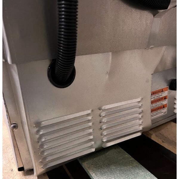 Scratch and Dent Manitowoc UDP-0065A NEO 19 11/16" Air Cooled Undercounter Dice Cube Ice Machine with 31 lb. Bin - 115V, 62 lb.