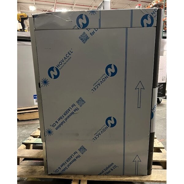 Scratch and Dent Manitowoc UDP-0065A NEO 19 11/16" Air Cooled Undercounter Dice Cube Ice Machine with 31 lb. Bin - 115V, 62 lb.