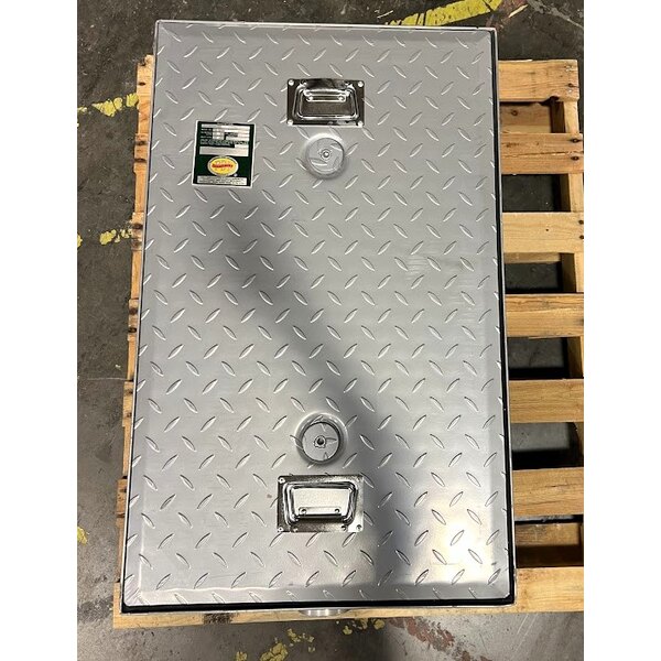 Scratch and Dent Regency 70 lb. 35 GPM Grease Trap with 3" Non-Threaded Connections - PDI Certified