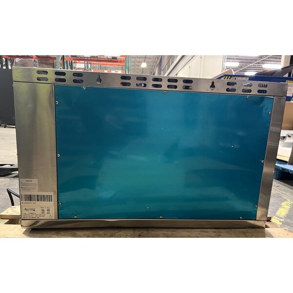 Scratch and Dent Avantco CHSME32M 32" Electric Countertop Cheese Melter - 208/240V, 2290/3050W