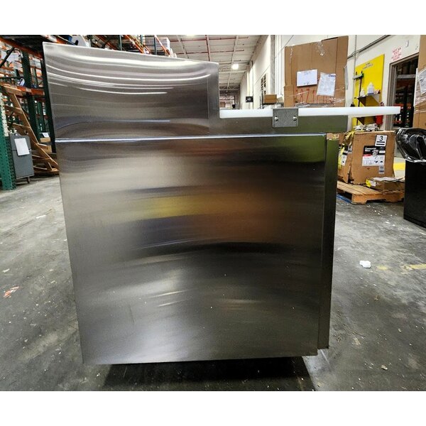 Scratch and Dent Avantco APPT-91-HC 92" 3 Door Refrigerated Pizza Prep Table