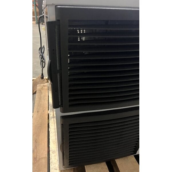 Scratch and Dent Avantco Ice MC-H-430-A 30" Air Cooled Modular Half Cube Ice Machine - 400 lb.