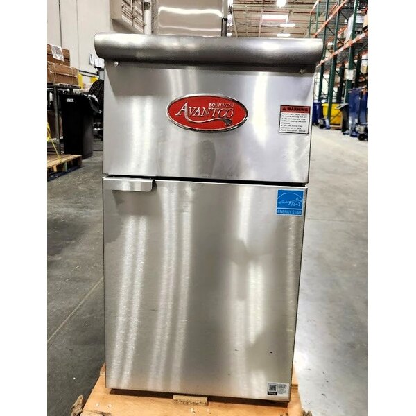 Scratch and Dent Avantco F4-ES-N 45-50 lb. Natural Gas Stainless Steel Floor Fryer - 85,000 BTU