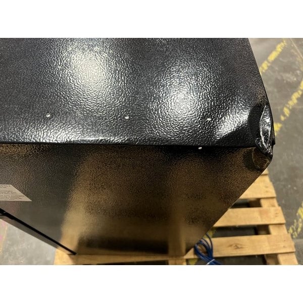 Scratch and Dent MicroFridge by Danby 3.1MF7-7A1 3.1 Cu. Ft. Black Solid Two Door Reach-In Refrigerator / Freezer with One Plug Microwave