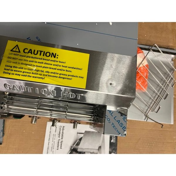 Scratch and Dent Avantco T3300B Commercial 10" Wide Conveyor Toaster with 3" Opening - 208V, 3300W, 800 Slices per Hour
